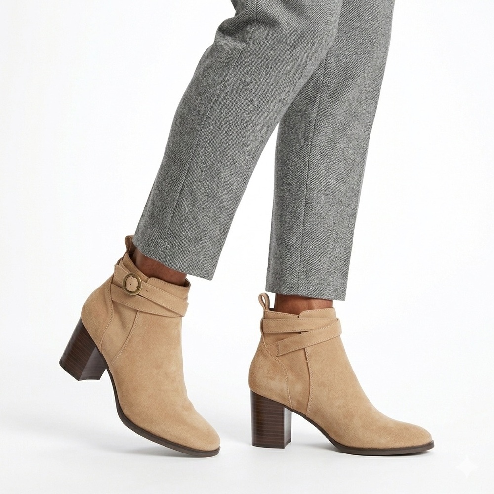 NEW Sonoma Sonja Suede Booties Women's 7.5 M Side Zip Ankle Heeled Shoes - Picture 3 of 17